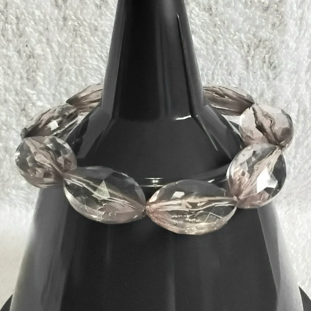 3/$20 8" Beautiful Tinted Beads Stretchy Bracelet Quality Costume Jewelry!!